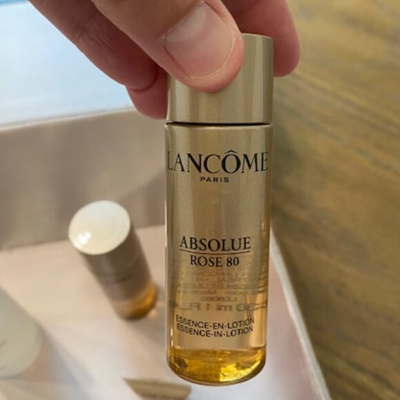 Lancome Skin Care & Eye Shadow - Picture 4 of 10